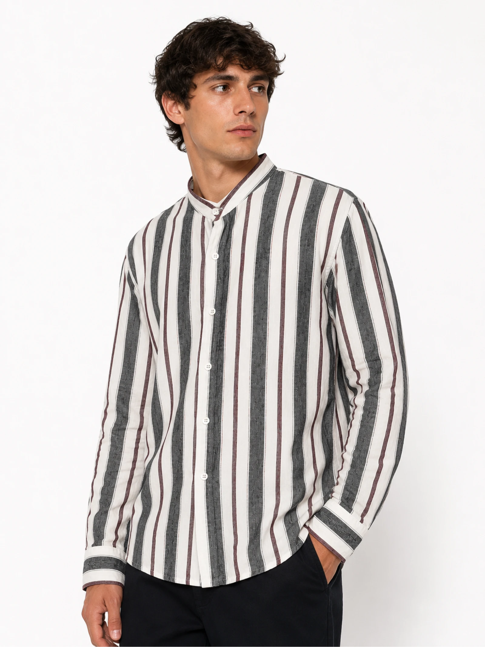 Camisa de lino a rayas para hombre – Talla M